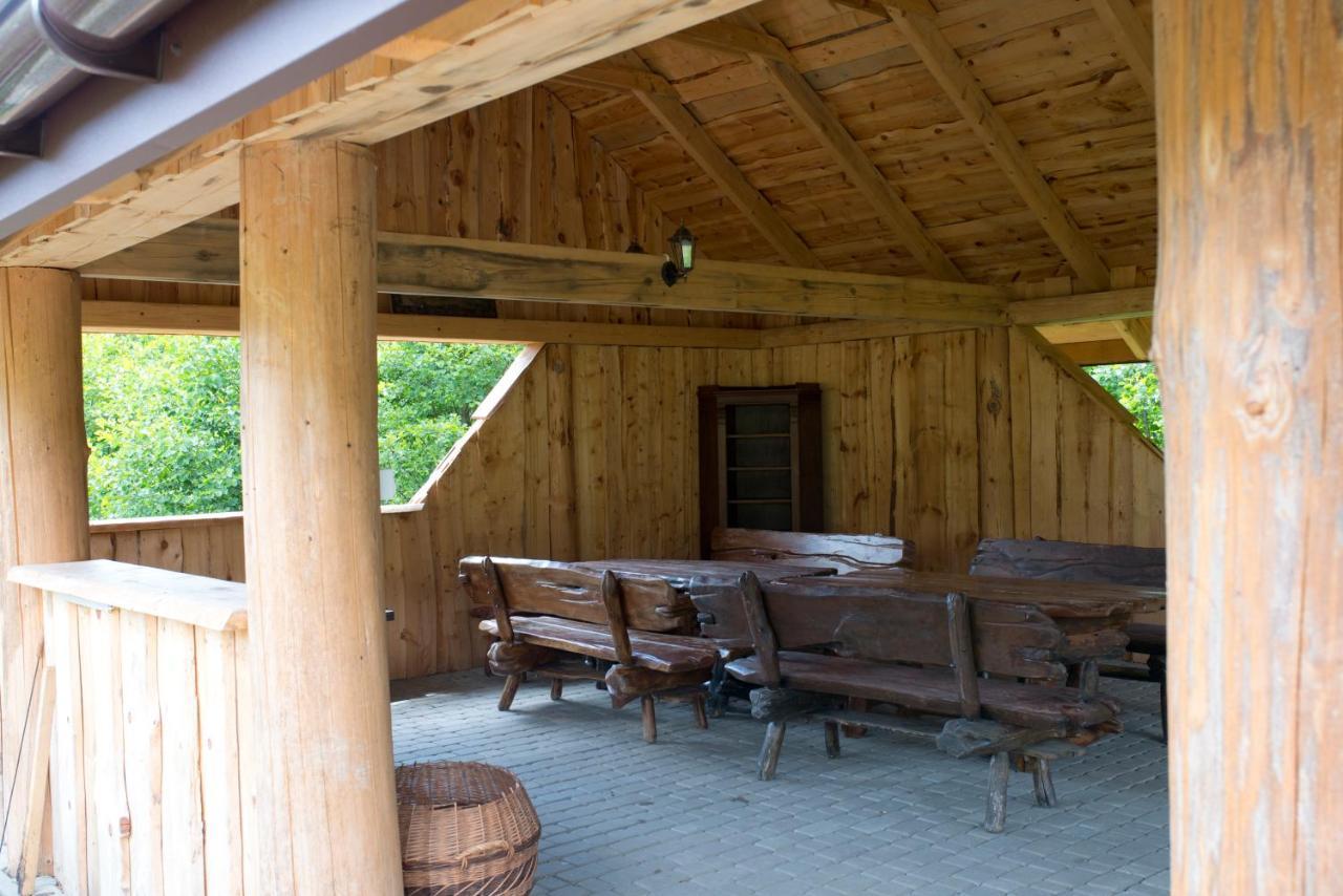 Pensjonat Pod Samowarem Tylicz Exteriör bild